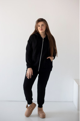 Костюм жіночий